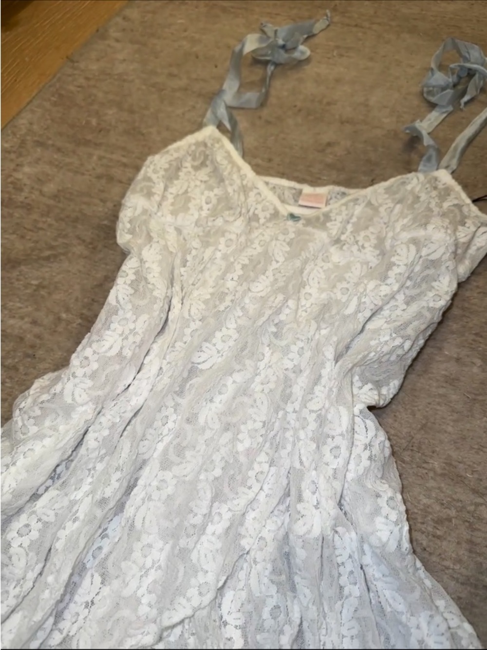 Only Hearts NWT Heart Lace Low Back Chemise - Picture 4 of 8